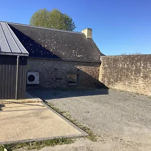 Magnifique Longere Au Calme De Kerminaouet Trégunc